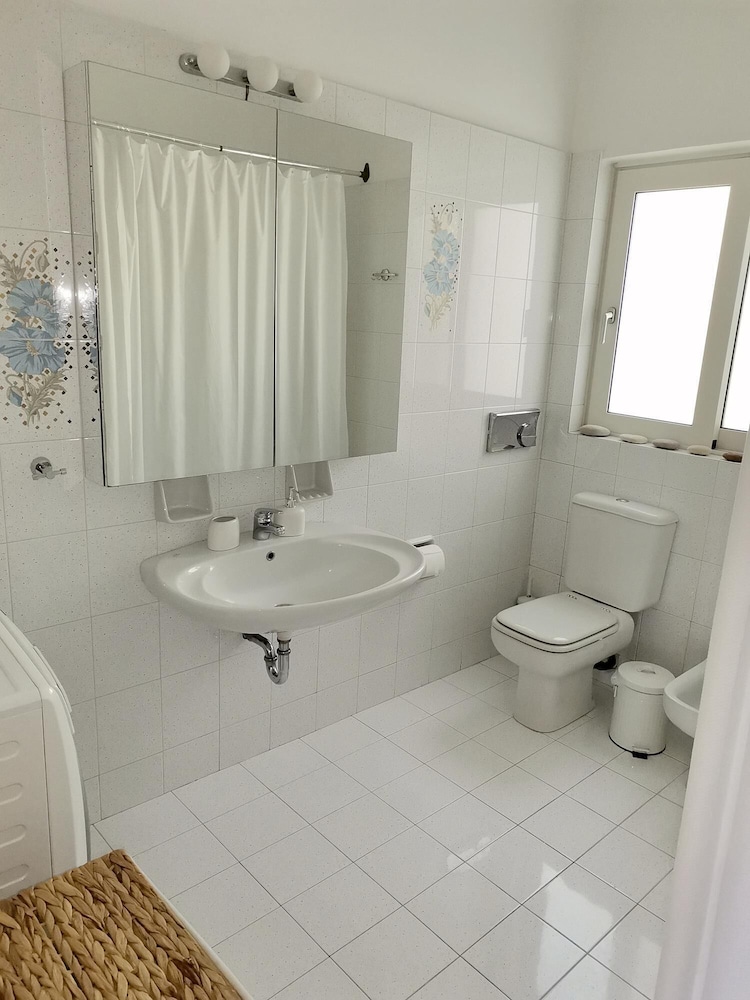 Libra - Luxurious Sea View Apartment view 5