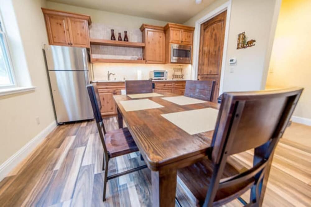 Inn the Woods Suites