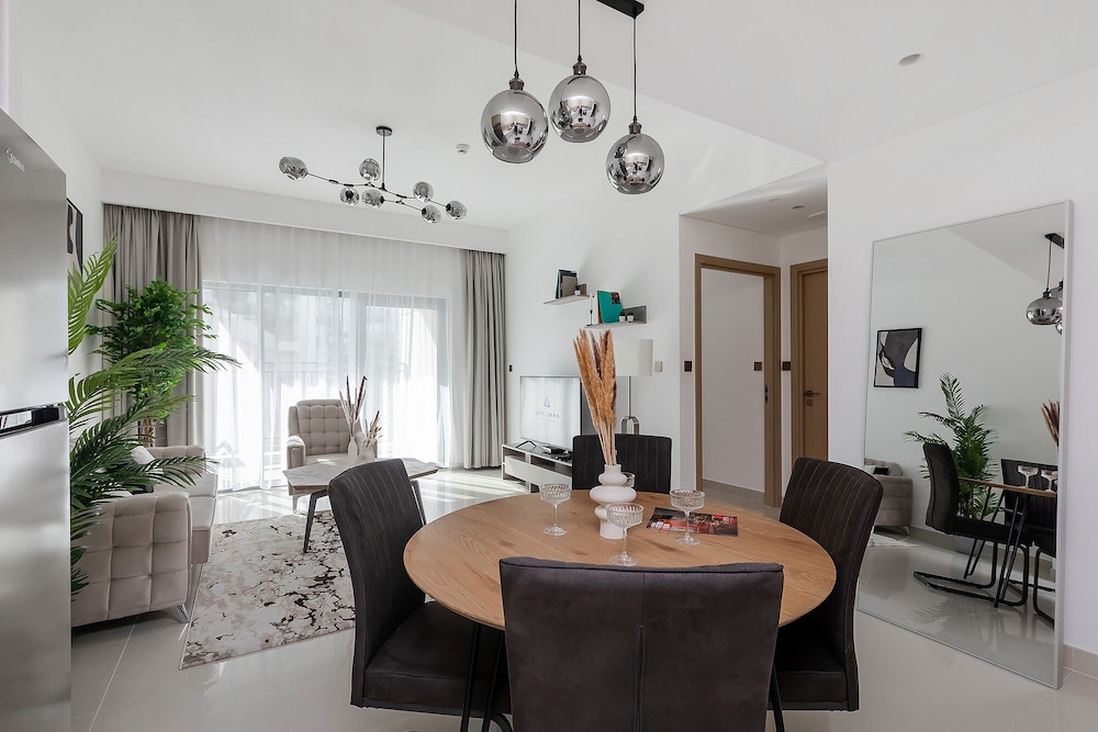 Wonderful Apartments in Icon Bay