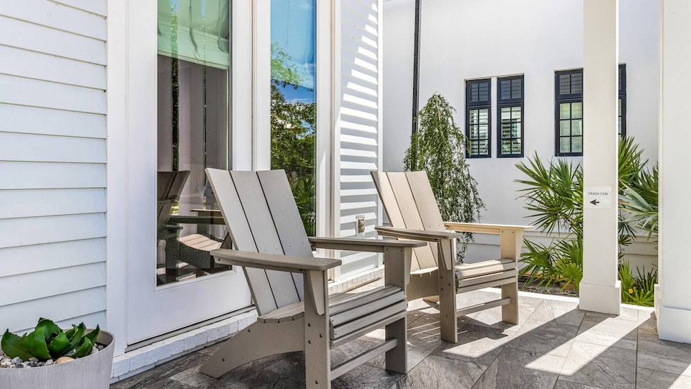 Beach Hangar by Southern Vacation Rentals