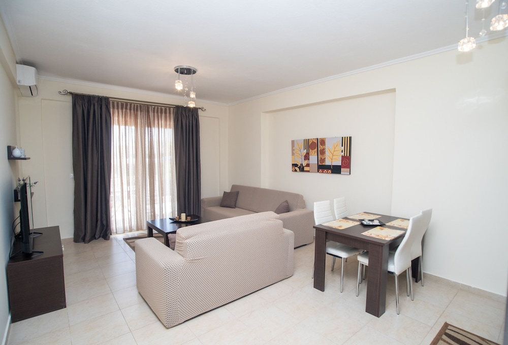 Lagaria Apartments
