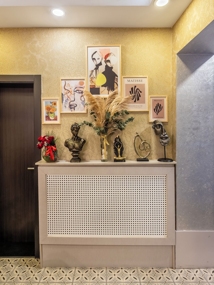 Taksim Terrapia Hotel - Image 9