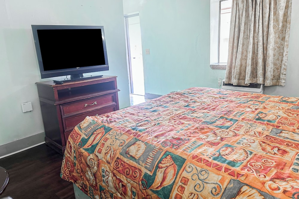 OYO Hotel Jonesboro Near Atlanta Airport