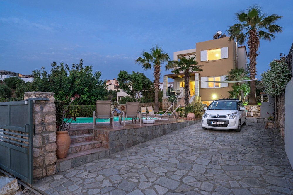 Villa Nicolas