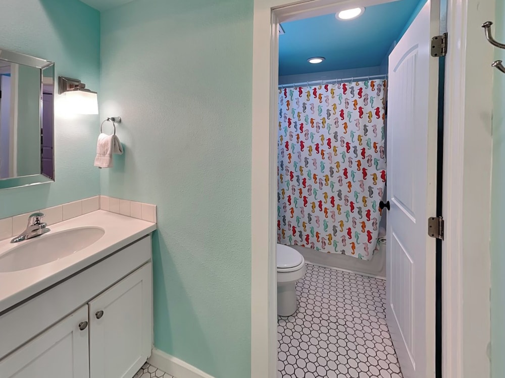 Brew Lagoon by Silver Sands Vacation Rentals