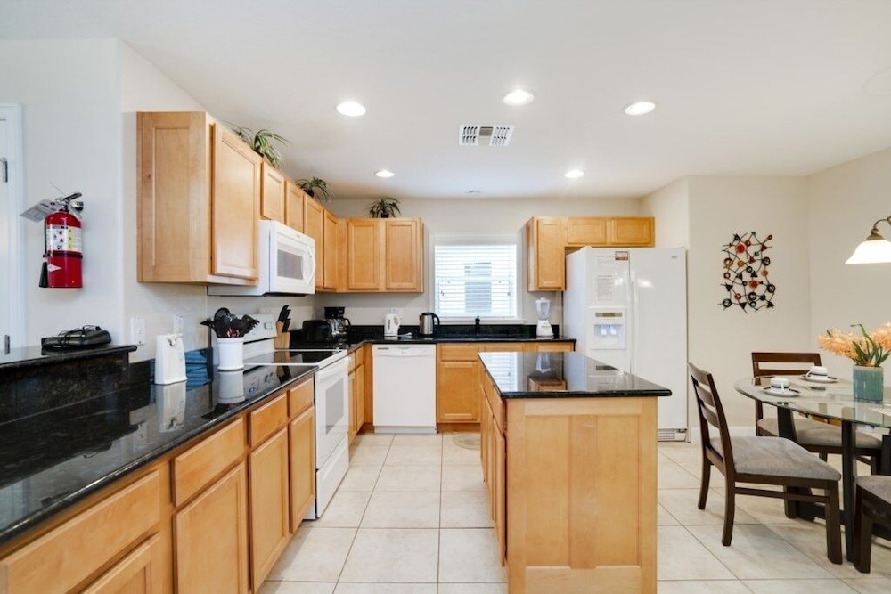 Large 4 Bed Villa 2251vd 4 Bedroom Villa by Redawning