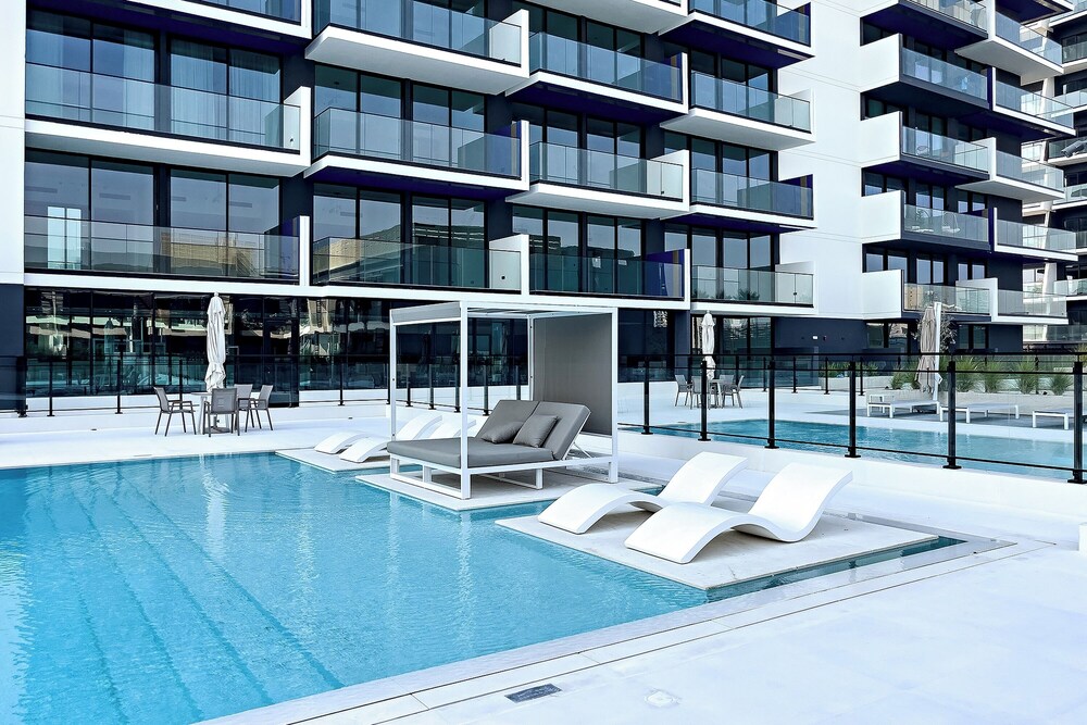 Stylish 1BR at Binghatti Corner JVC