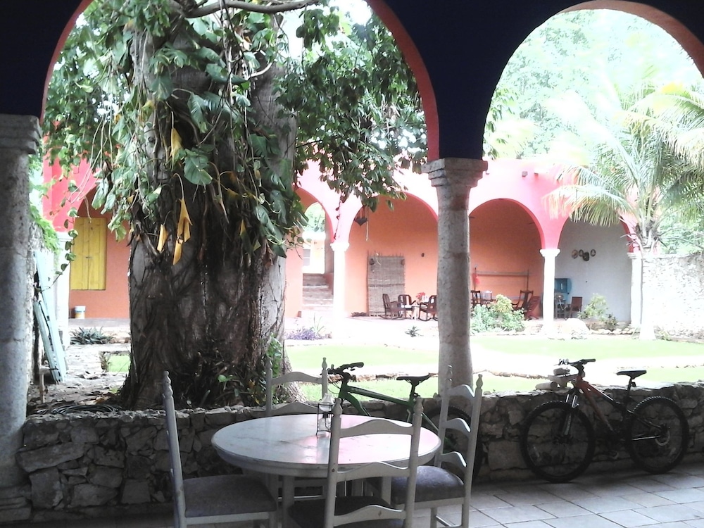 Hotel Tunich Beh