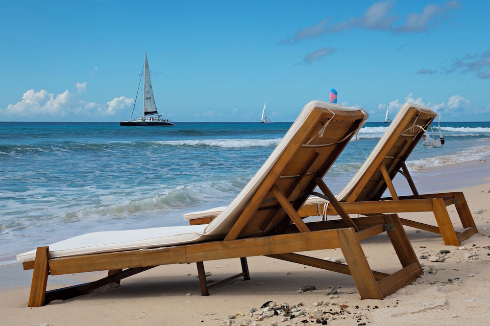 Kaiso Beachfront Villa