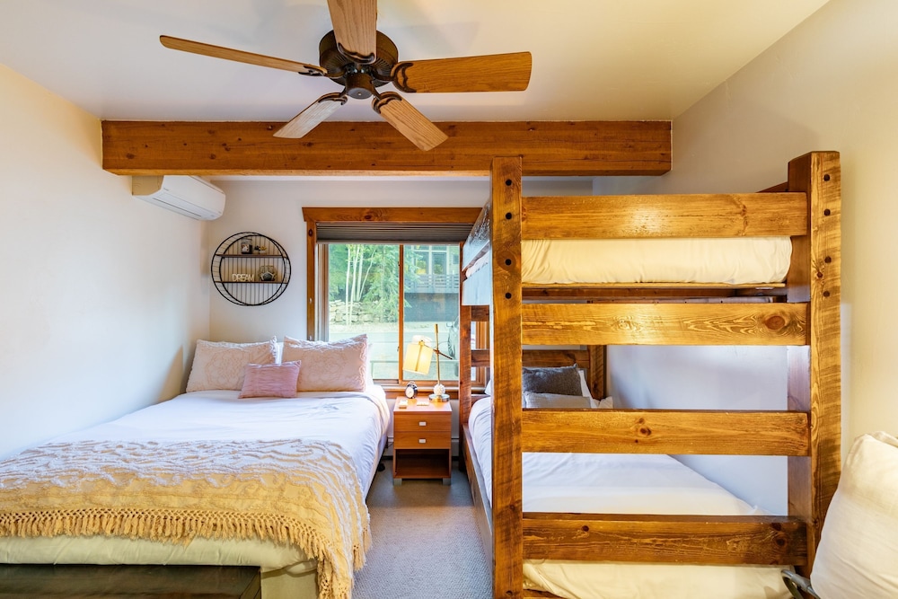 Deer Valley Den by Avantstay Beautiful Home in Ideal Location in Park City