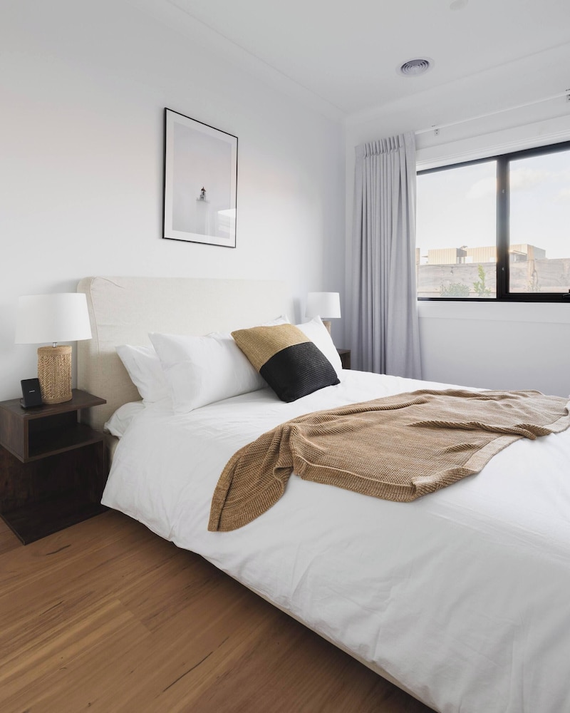 1 Beach House - Award-winning Luxury Smart Home