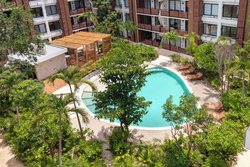 Apt with Private Rooftop Tulum 2 BR
