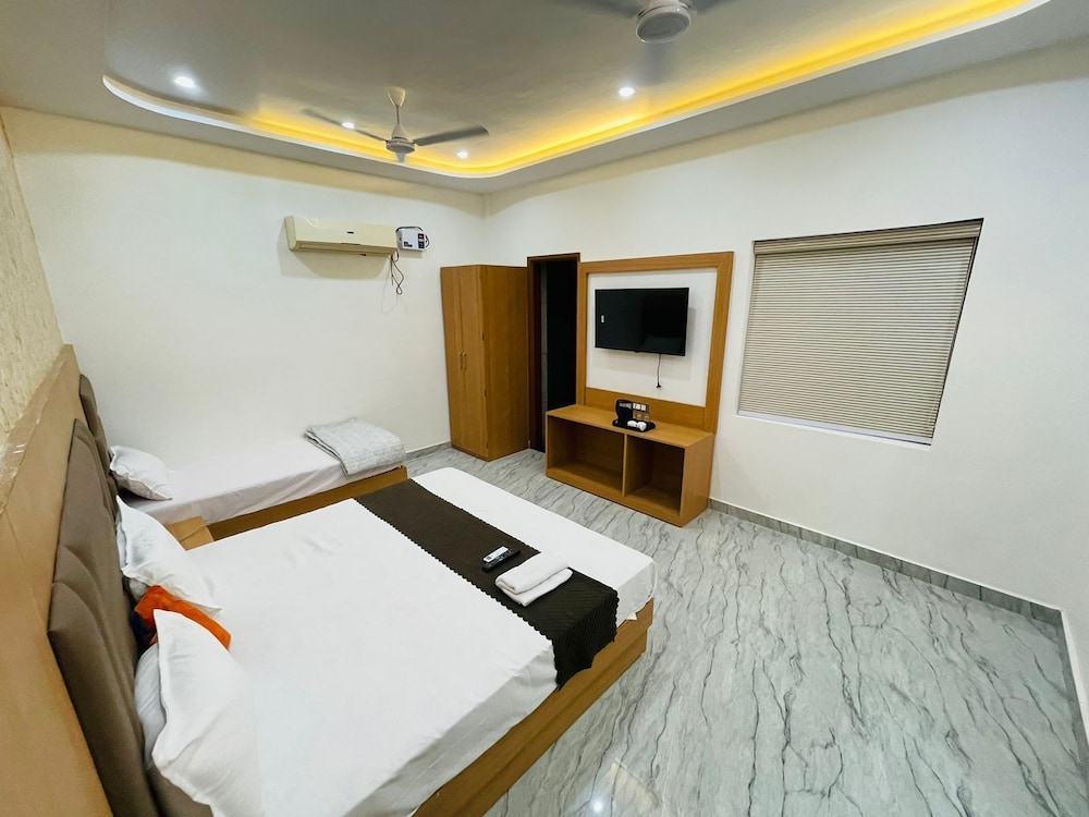 Hotel Pilgrim Near Golden Temple