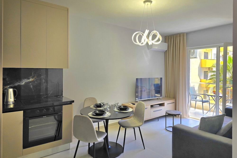 Happy Stay Apartment By The Sea 092