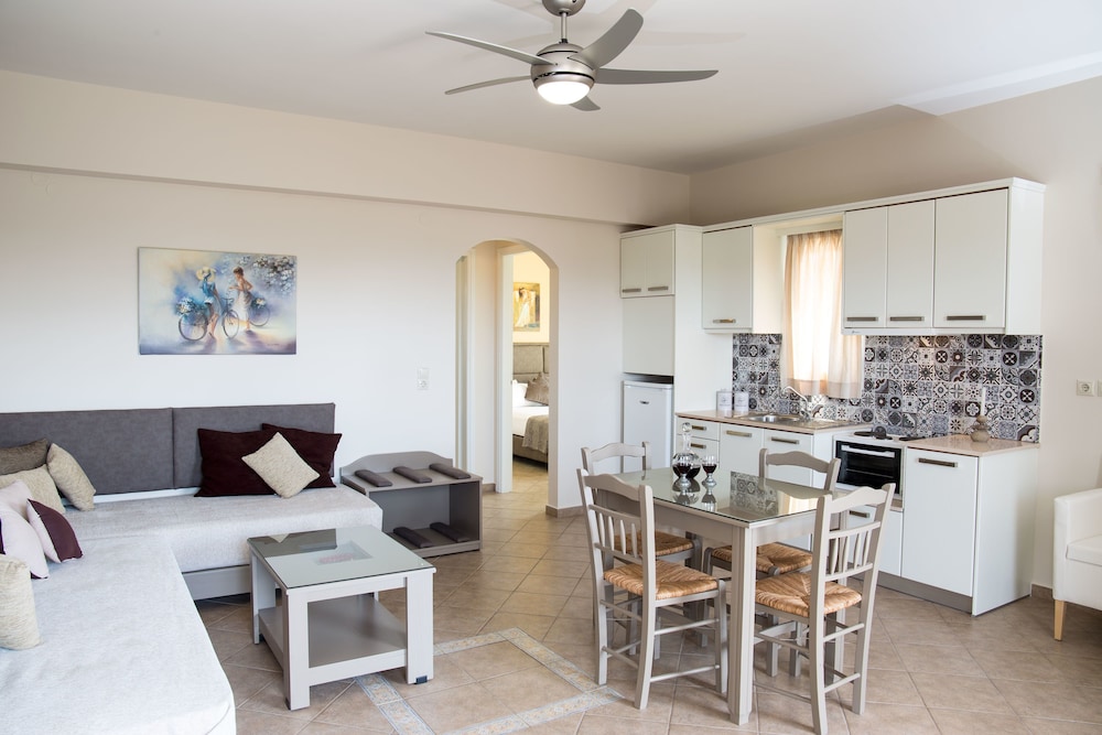 Dina Apartments