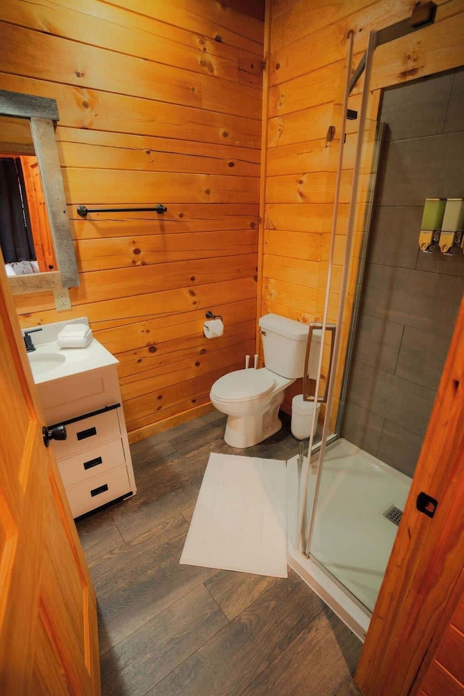Memories at Hillside A Modern Cabin Hocking Hills