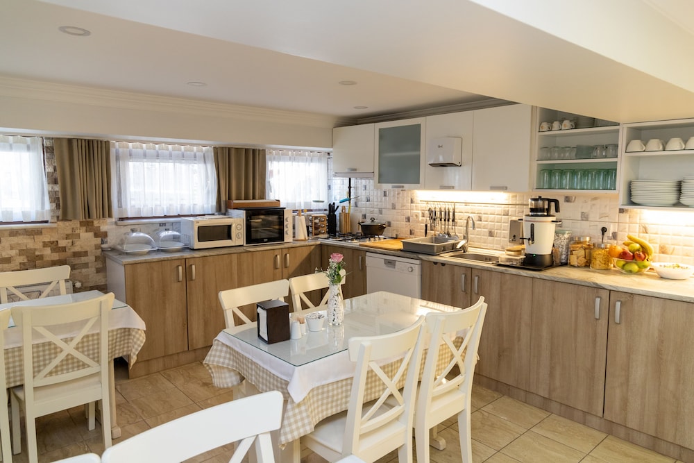 Galley Hotel