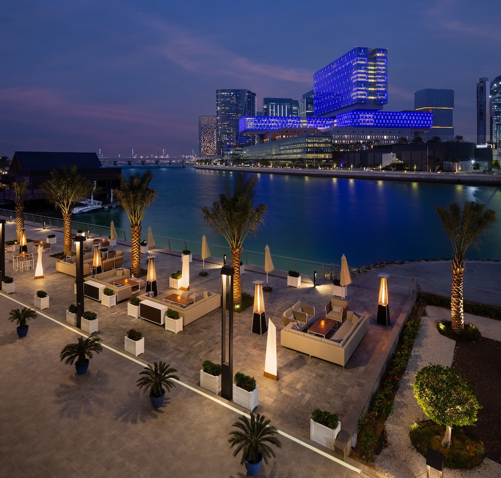 Abu Dhabi Vacations - Beach Rotana Residences - Property Image 15