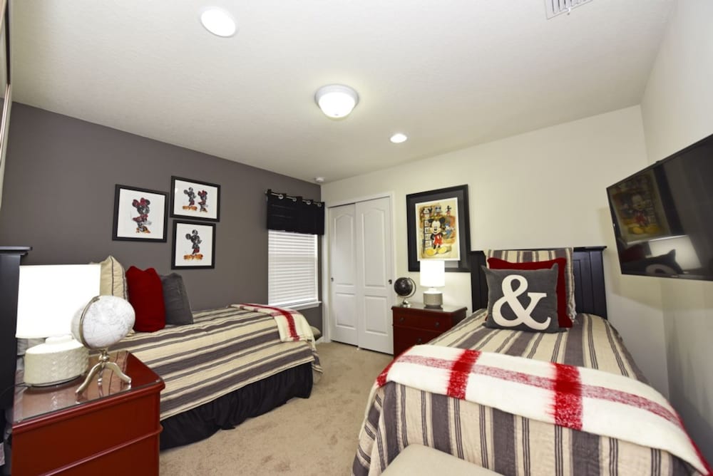 Windsor at Westside 8878 - Image 5