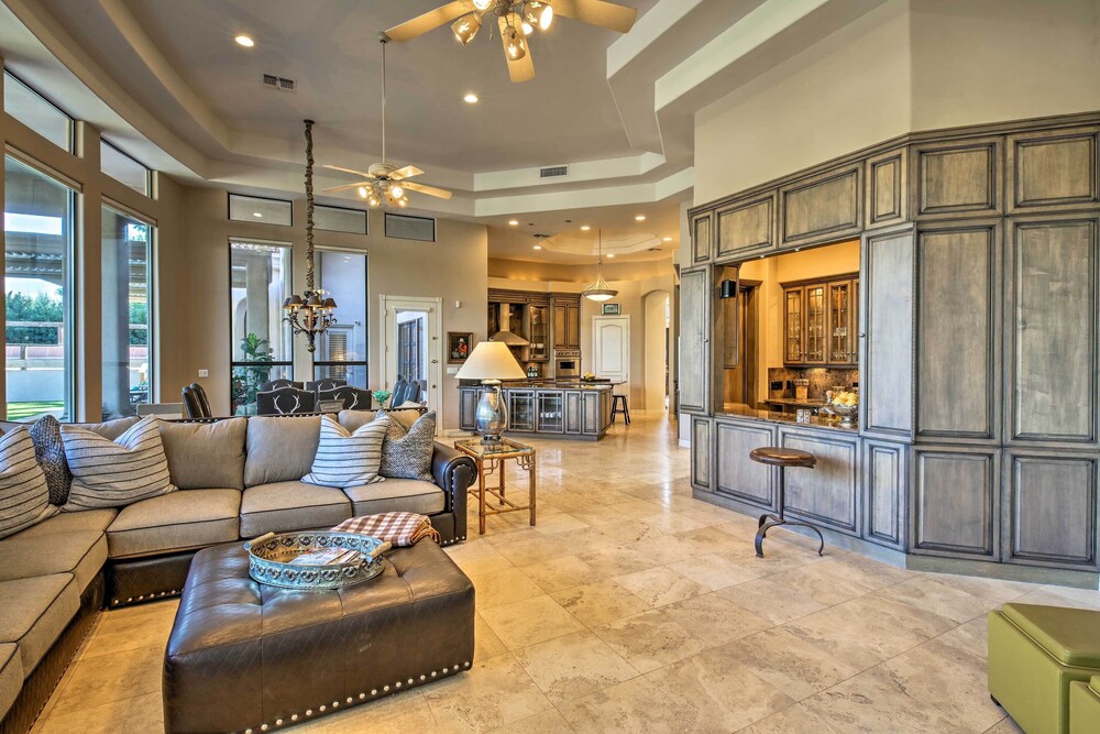 Lavish Paradise Valley Home w/ Sports Court & Pool