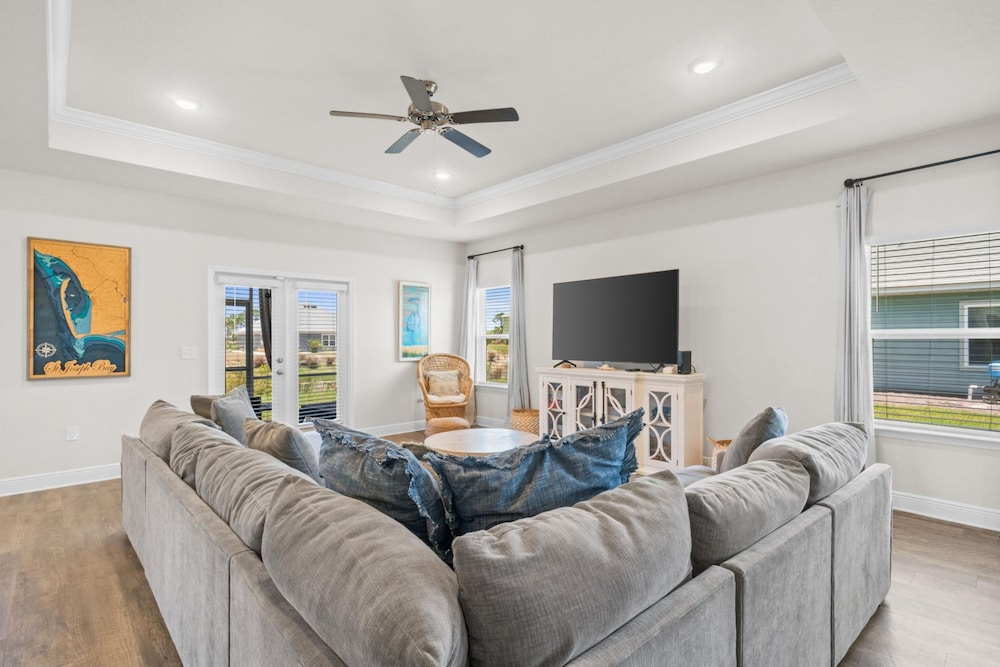 Beach House - Redfish Cove by PHG