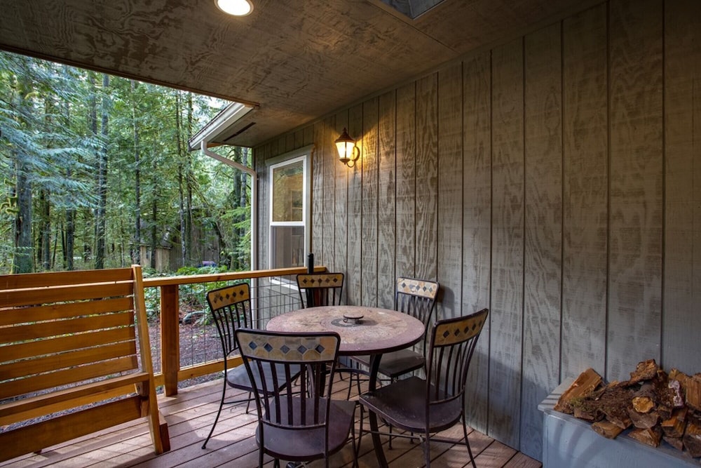 Mt Baker Lodging Cabin 30 - Sleeps 8 view 3