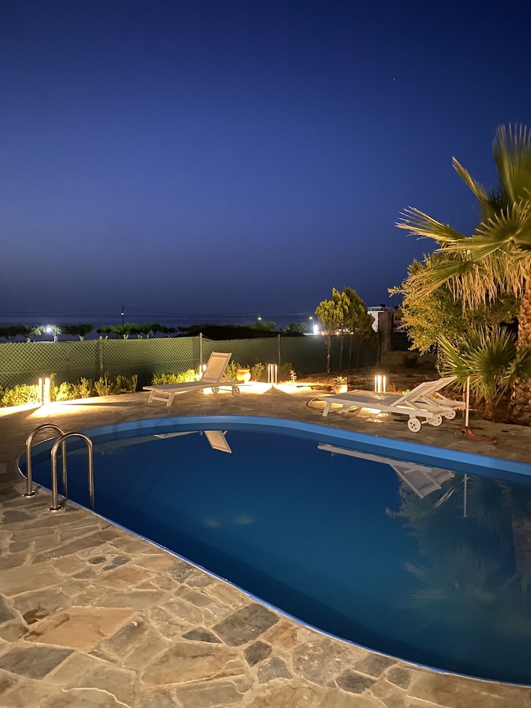 Villa Elena