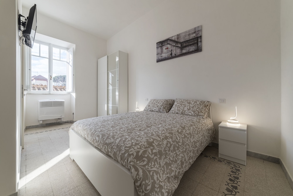 Colosseo & Colle Oppio Cozy Apartment