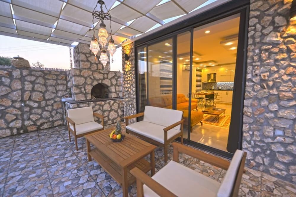 Exclusive Sheltered Villas