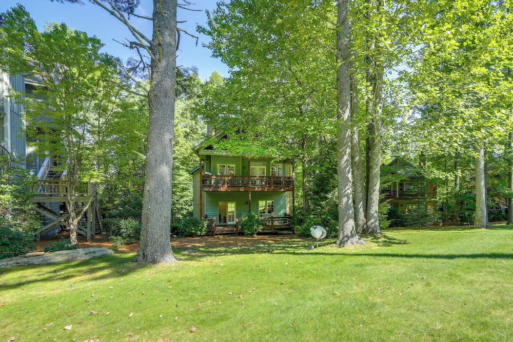 Play Golf & Tennis: Family Escape in Cashiers!