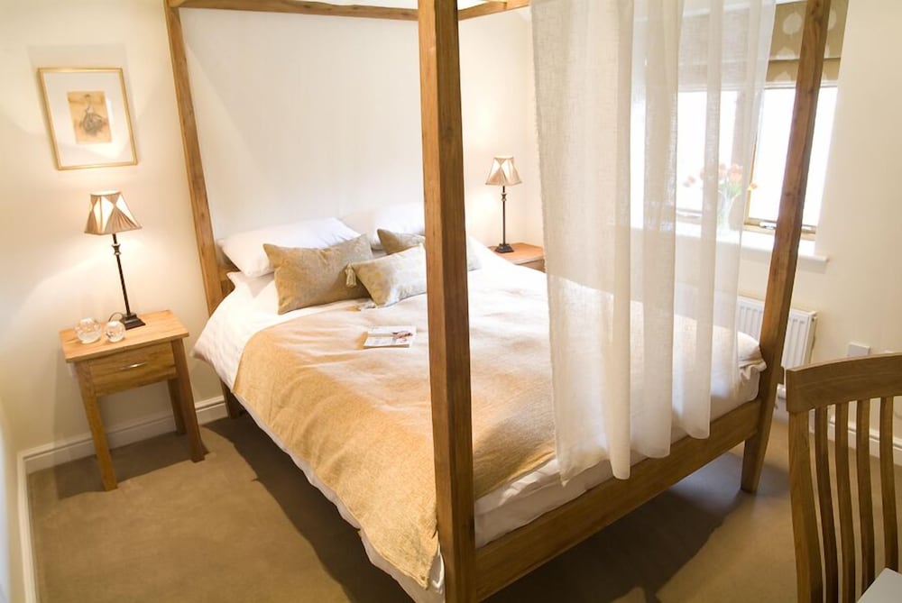 Longlands Inn and Restaurant