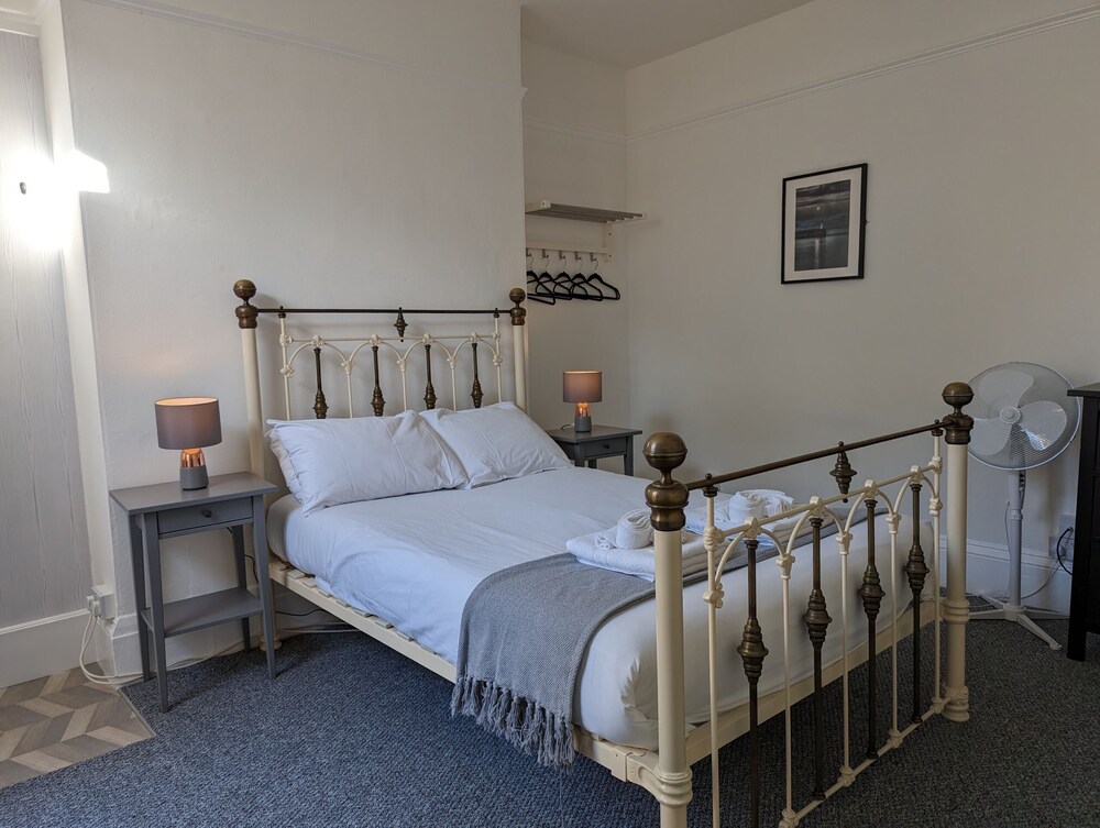 Dover Vacations - Dover Town Rooms - Property Image 14