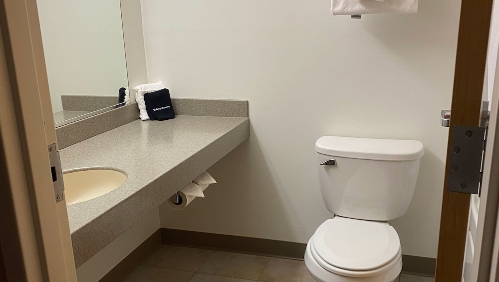 Iveys Motor Lodge Houlton