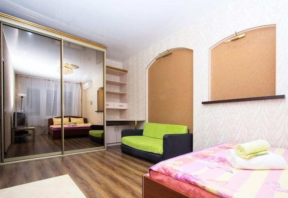 Apartlux Chayanova
