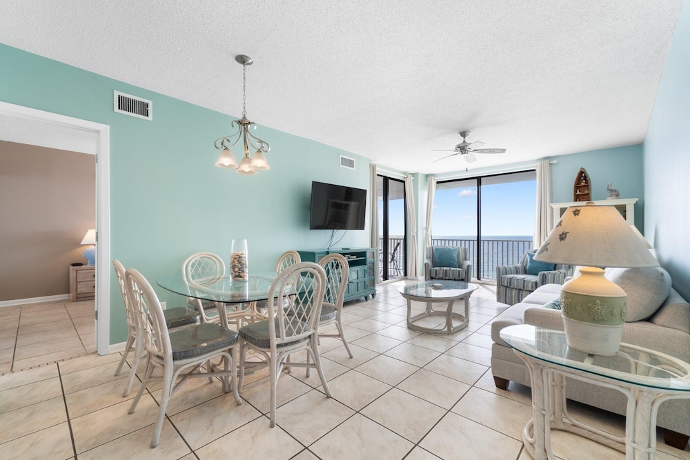 Romar Place 605