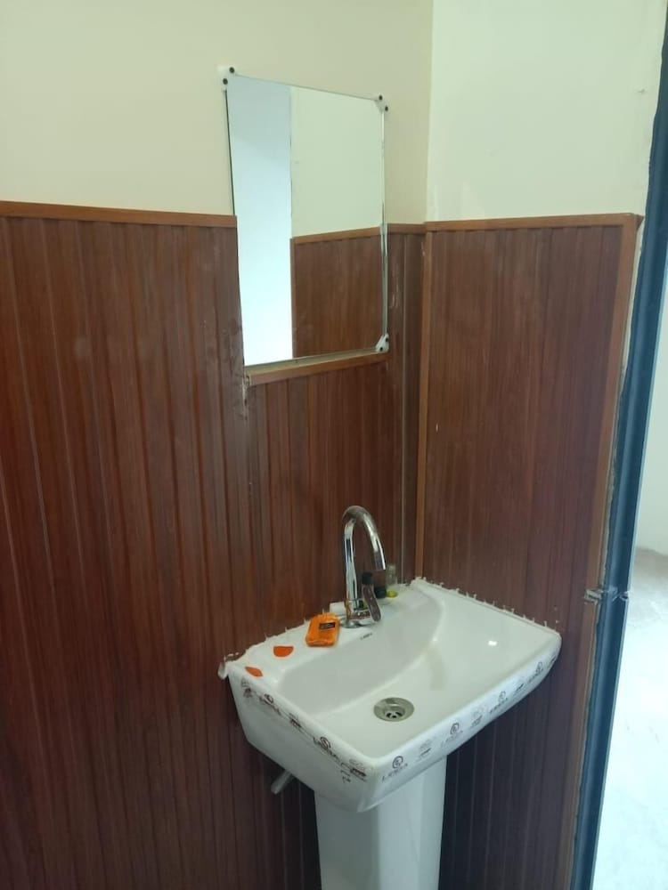 Neelkanth Resort
