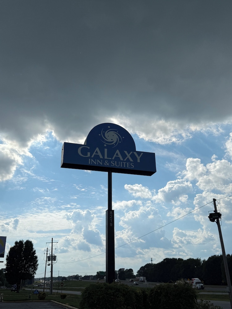 Galaxy Inn & Suites