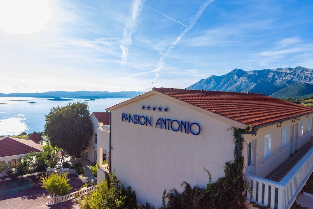 Hotel Villa Antonio - Image 1