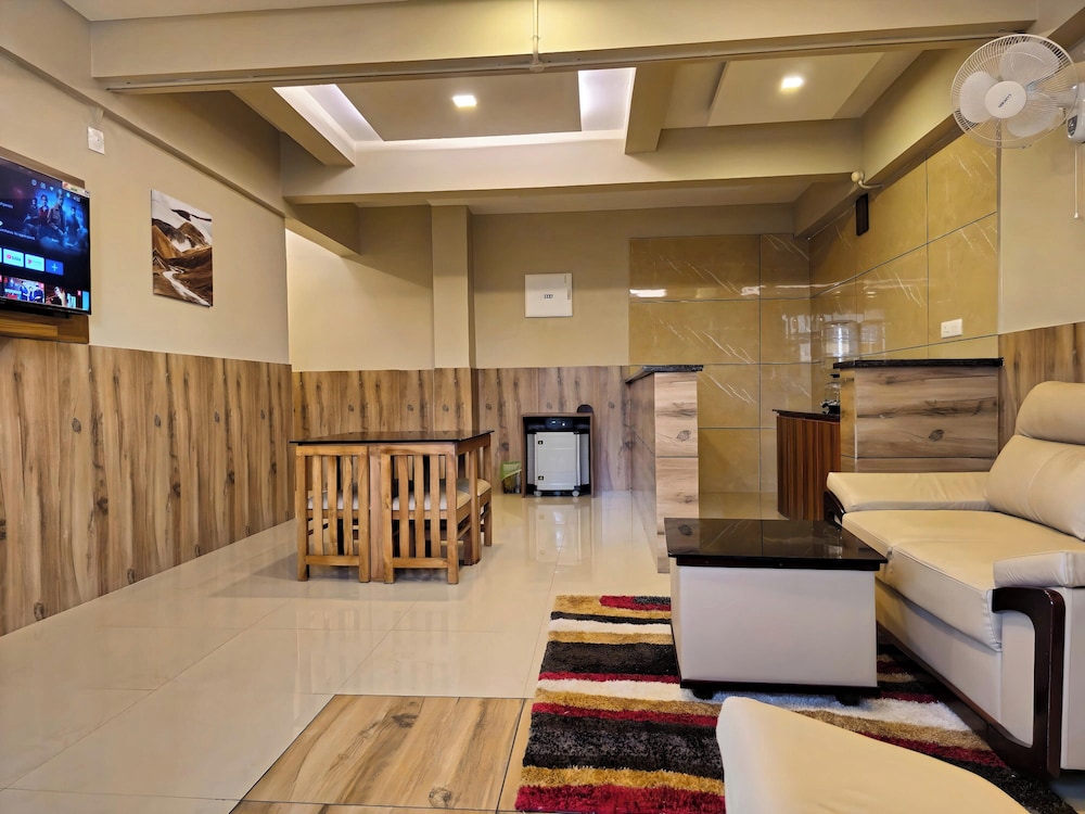 Alicos Residency