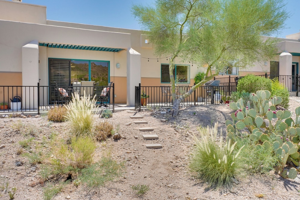 Amazing Desert Views! Tucson Casita on Golf Course