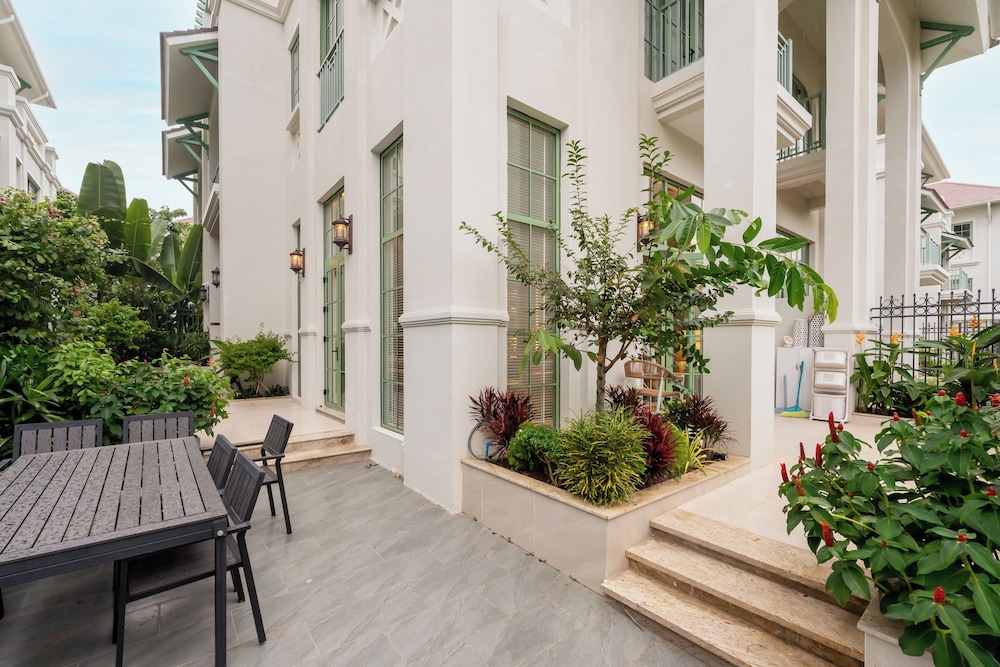 Solar Villa - Tropical Garden Khem Beach
