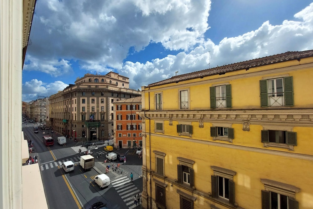 Treasurerome Spanish Steps Family 4BR