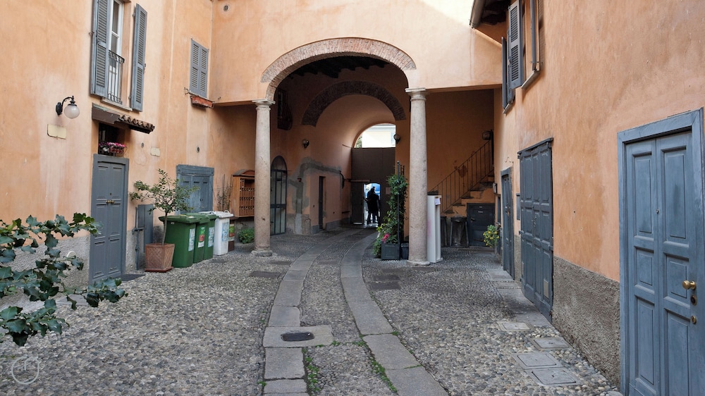 Italianway - Ripa Ticinese 17