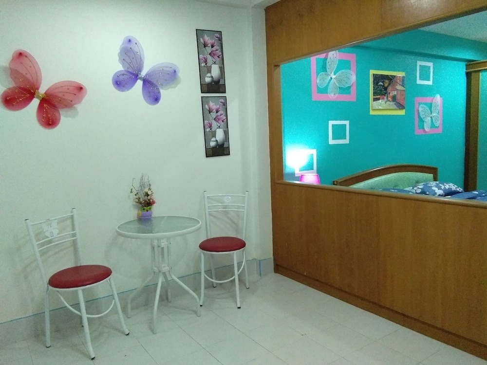 Benjamart Residence