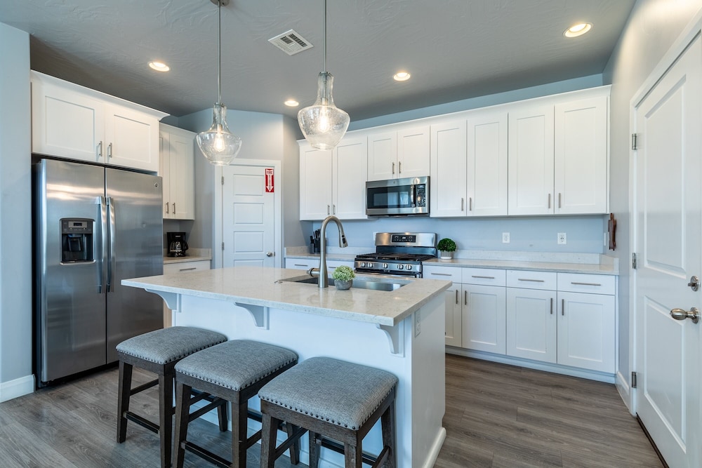 Sun Villa 3 Bedroom Townhouse