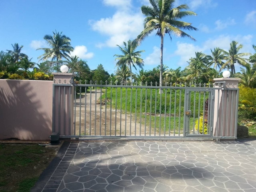 Marrs Villa - view 11
