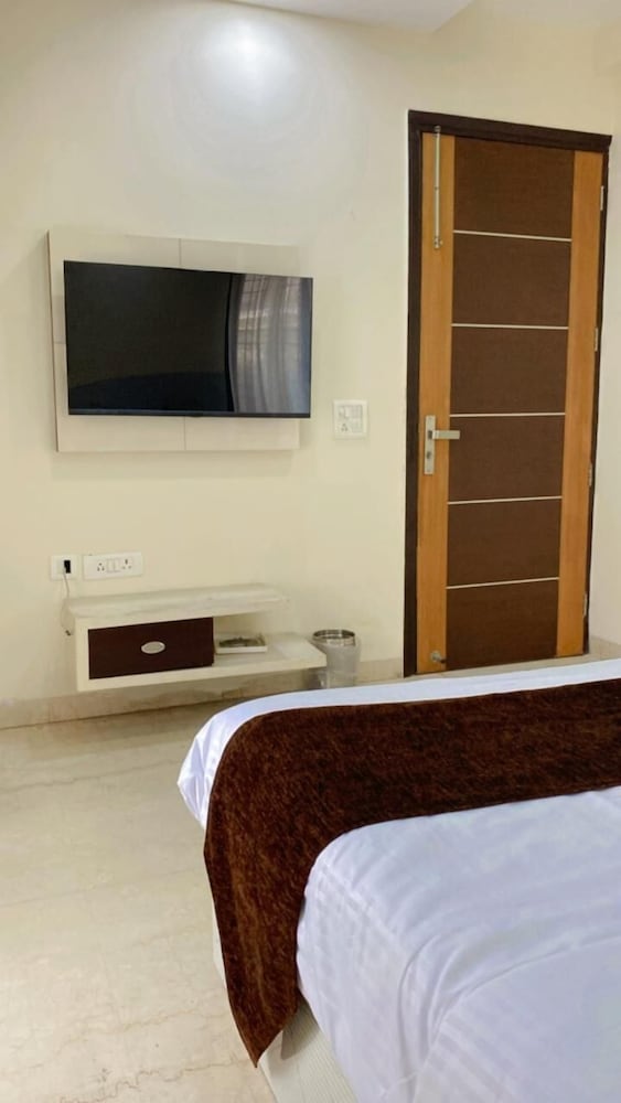 Cassava Stay