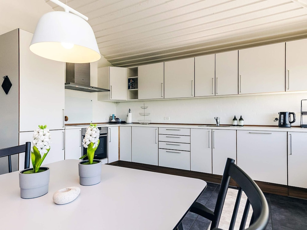 2-room Holiday Home in Karrebaeksminde
