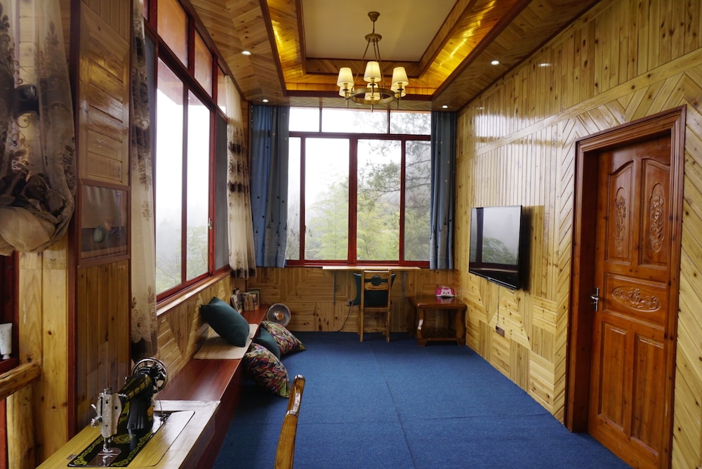 Longji Rice Terraces Hostel