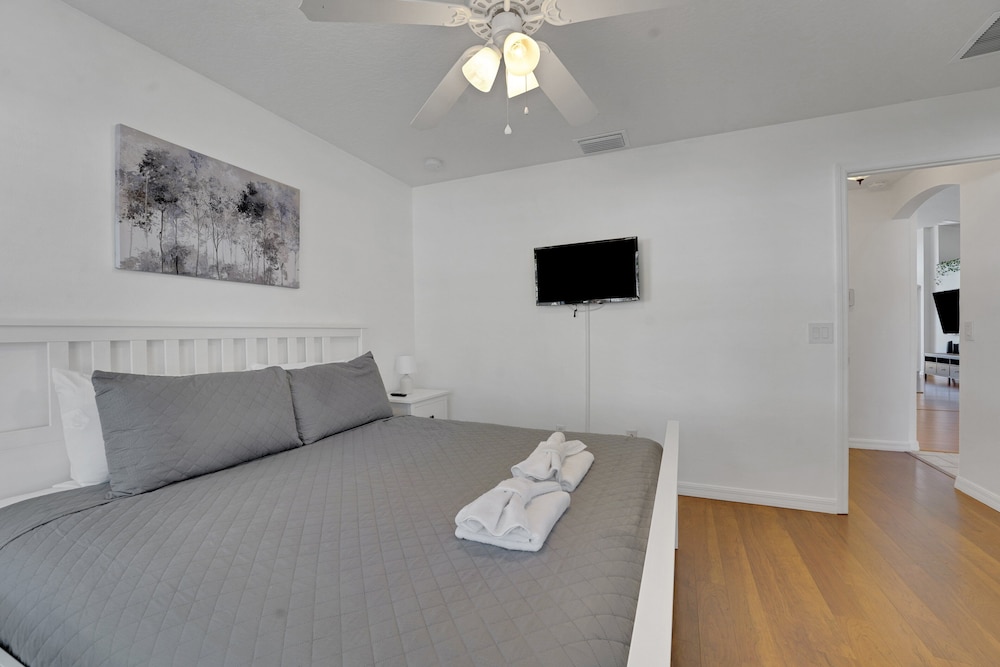 506hc-west Haven 4 Bedroom Home